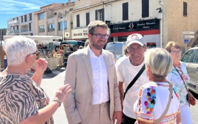 À l&rsquo;écoute des Saussetois, au cœur du marché dominical